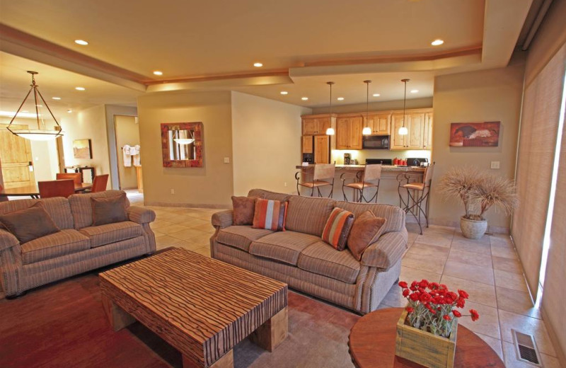 Guest living room at The Inn at Entrada.