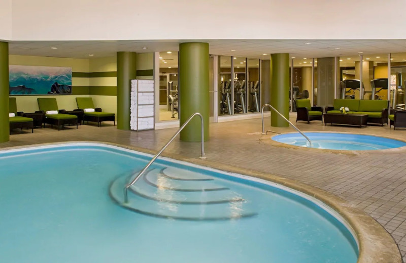 Indoor pool at Hyatt Regency New Brunswick.