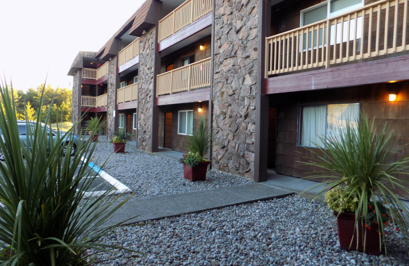 Exterior view of Chautauqua Lodge.