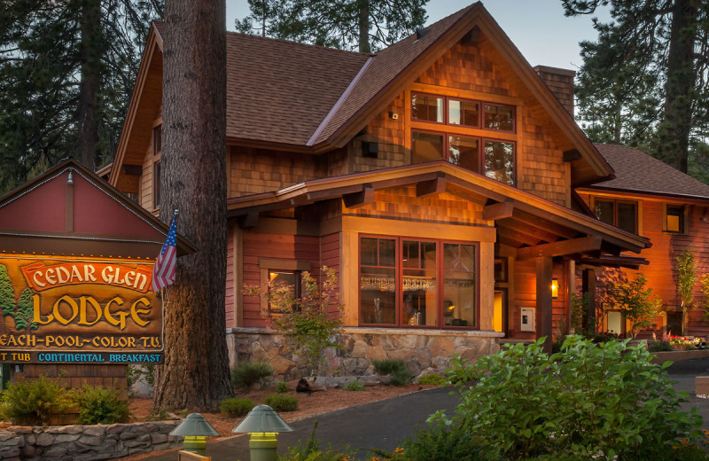 Exterior view of Cedar Glen Lodge.