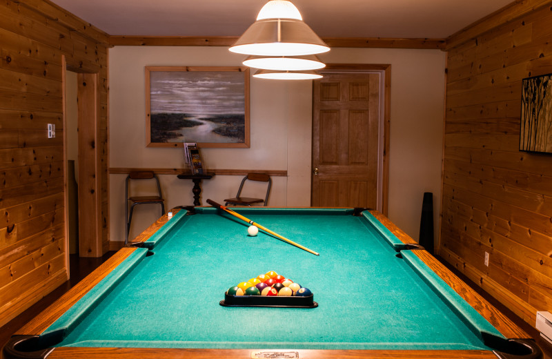 Cabin pool table at Myers Cave Resort.