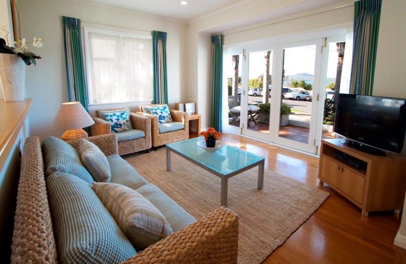 Interior view of Emerald Inn on Takapuna Beach