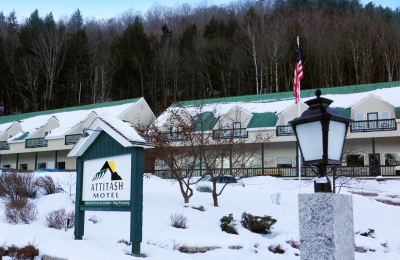 Exterior view of Attitash Marketplace Motel.