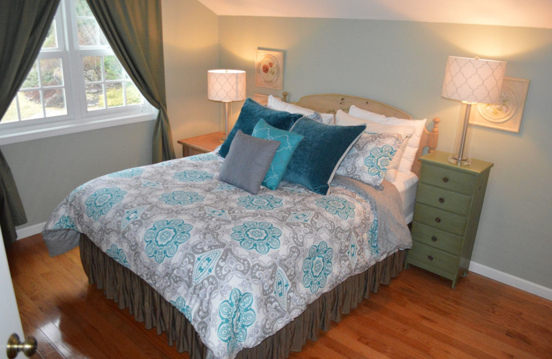 Guest room at Carraig Mor Cottage.