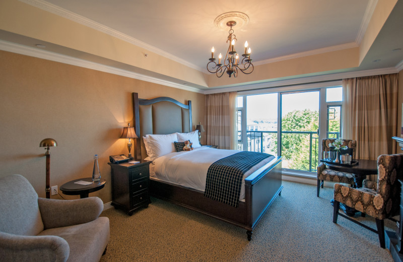 Guest room at Oak Bay Beach Hotel.