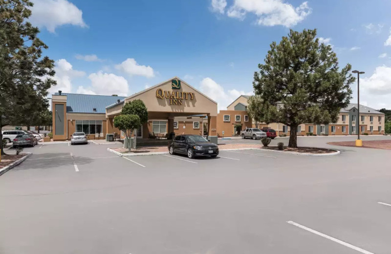 Exterior view of Quality Inn Near Grand Canyon.