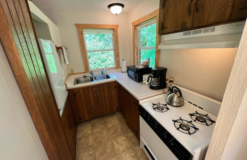 Guest kitchen at Thomsonite Beach Inn & Suites.