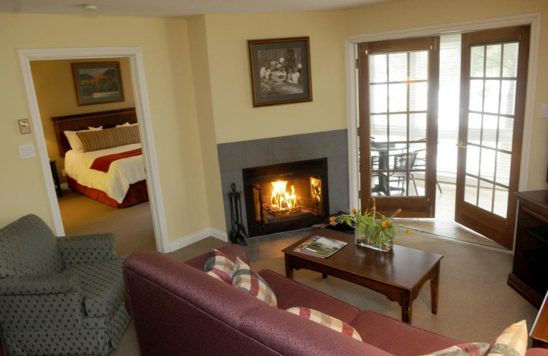 Guest room at Rocky Crest Golf Resort.
