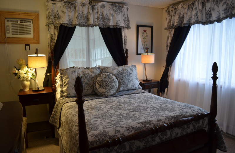 Guest room at Bavarian Manor Country Inn 