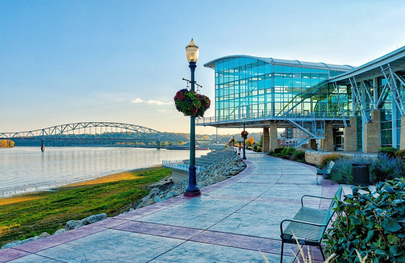 Exterior view of Grand Harbor Resort and Waterpark.