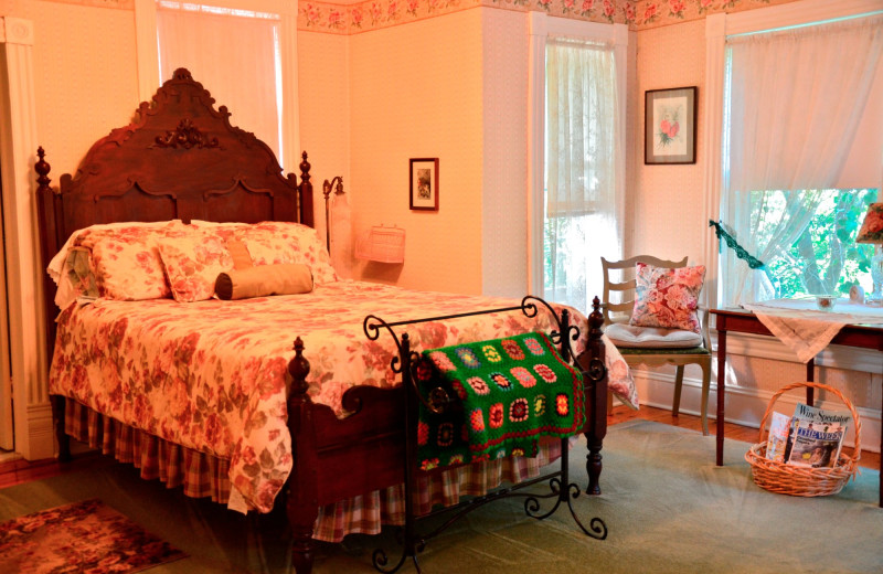 Guest room at Highlawn Inn.