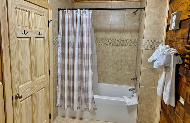 Cabin bathroom at Little Valley Mountain Resort.