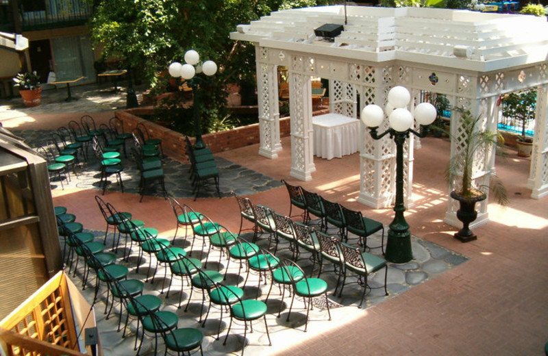 Wedding ceremony at Cairn Croft Best Western Plus Hotel.