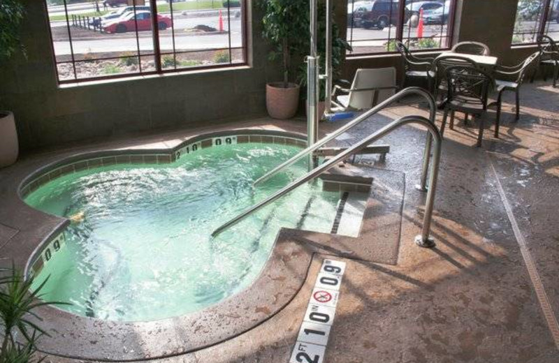 Hot tub at Canal Park Lodge.