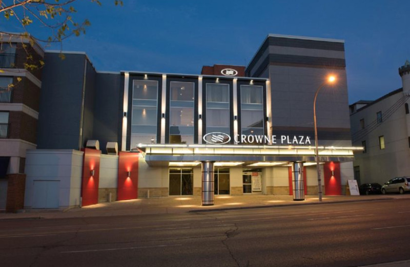 Exterior view of KW Hotel & Conference Center.