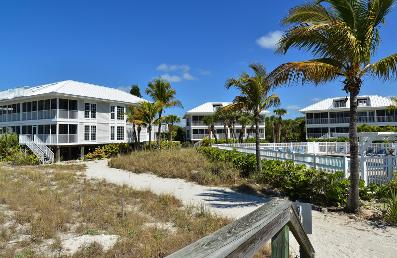 Exterior view of Palm Island Resort.