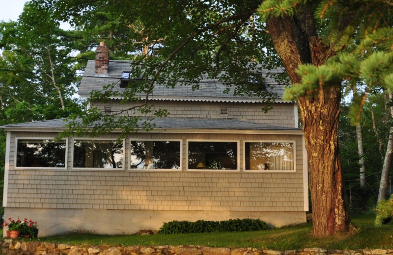 Rental exterior at Riverview Lobster Pound Cottages.