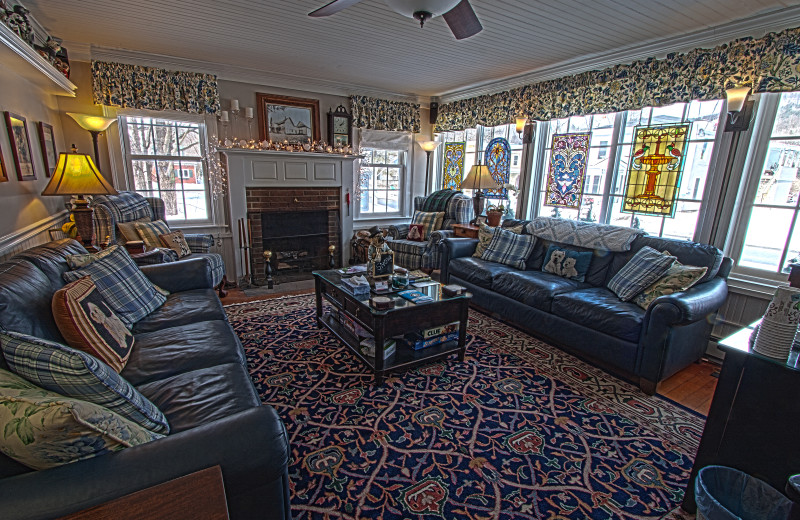 Living room at Phineas Swann Bed and Breakfast.
