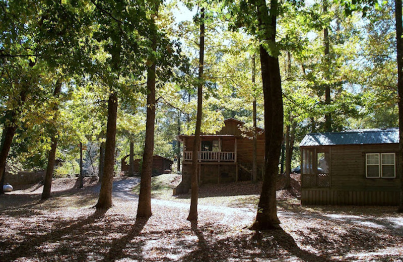 Cabin exterior at Lindsey's Rainbow Resort.