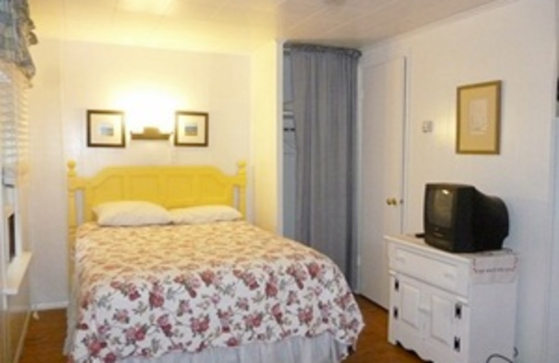 Cottage Interior at Lakeview Cottages