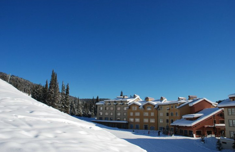 Exterior view of Cahilty Lodge.