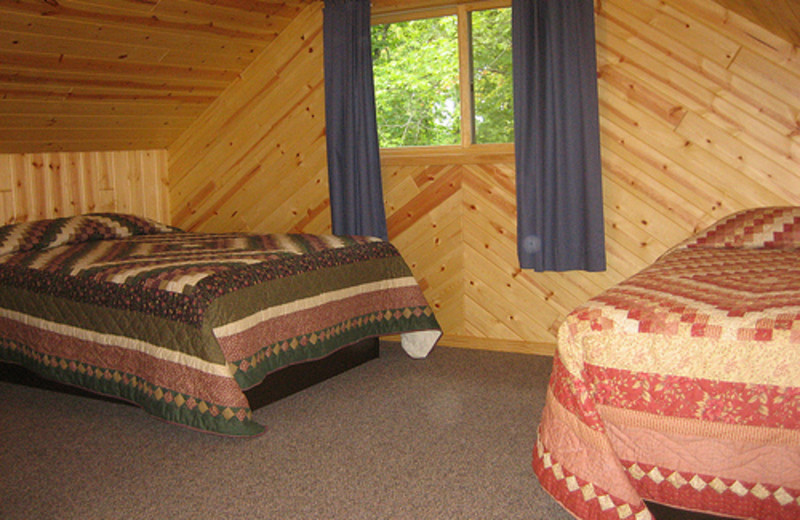 Cabin bedroom at Lakecrest Resort.