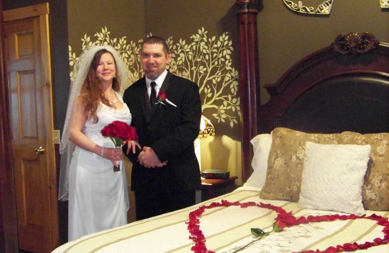 Wedding couple at Hocking Hills Cabins.