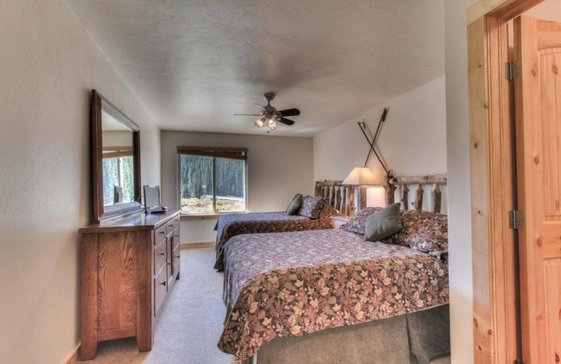 Guest bedroom at Lodge by the Blue.