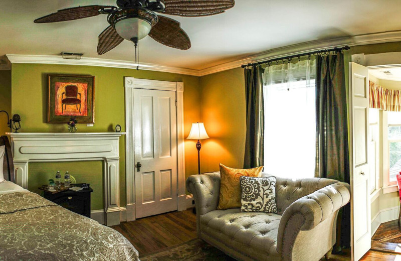 Guest room at Foster Harris House Bed & Breakfast.