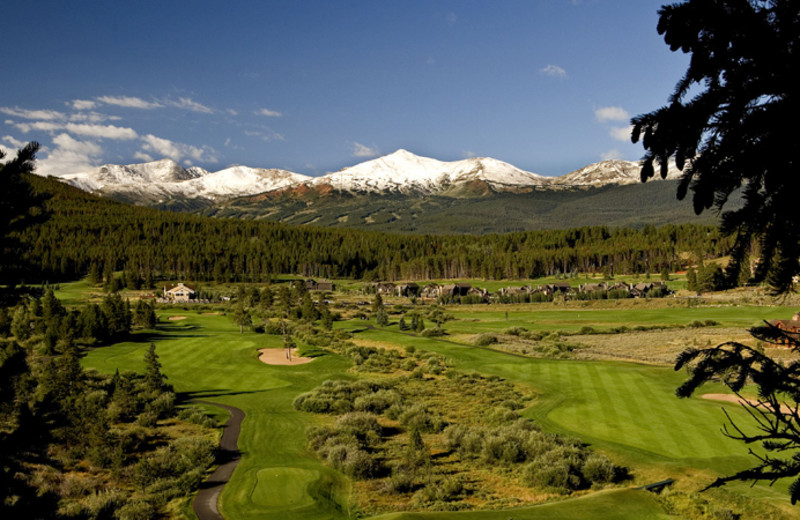 Golf course near Range View Rentals.