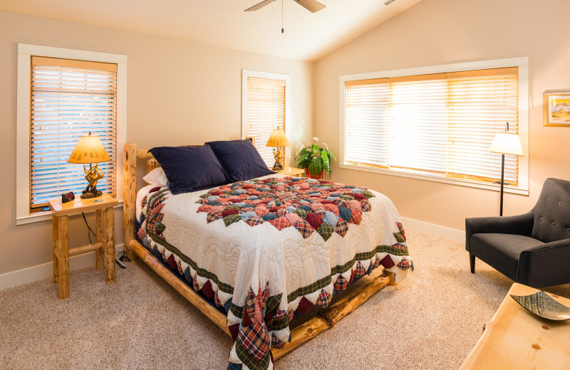 Rental bedroom at Sisters Vacation Rentals.