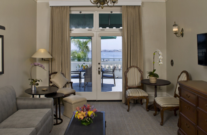 Guest room at Glorietta Bay Inn.