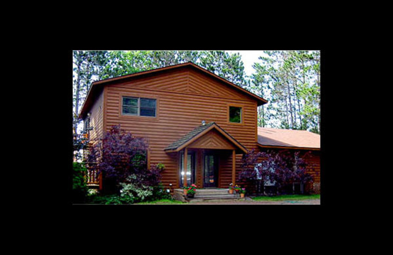 Cabin exterior at Lakeview Resort on Grindstone.