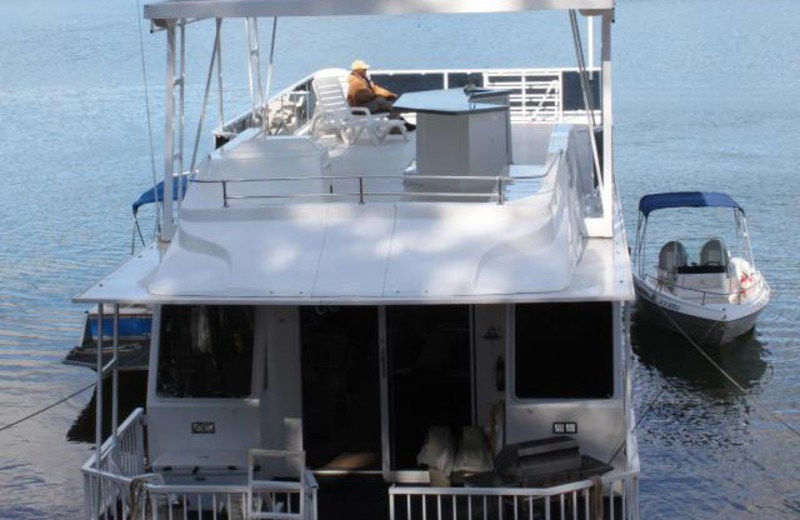 Houseboat exterior at Trinity Lake.