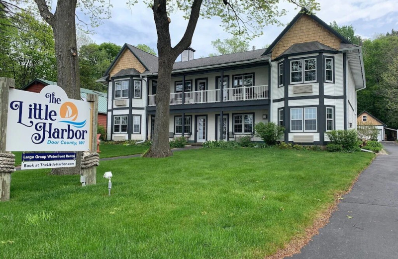 Exterior view of Little Harbor Inn.