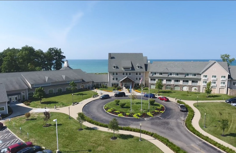 Exterior view of The Lodge at Geneva-on-the-Lake.