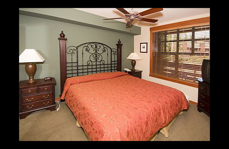Vacation rental bedroom at Mammoth Property Reservations.