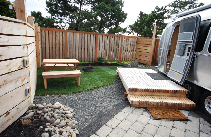 Guest patio at Airstreams at Haystack Village.