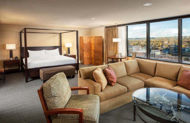 Guest room at DoubleTree by Hilton Hotel Billings.