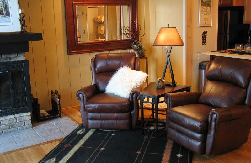 Guest room at Chateau LeVeaux.