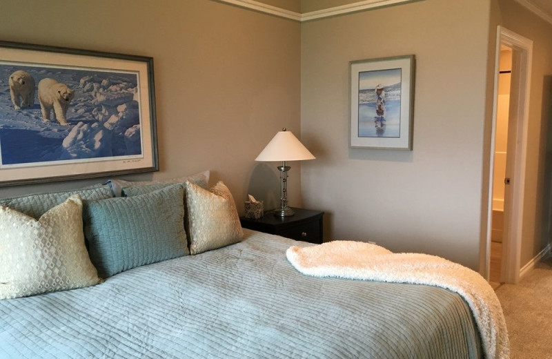 Guest room at Jimmie Jack's Alaska Fishing Lodges.