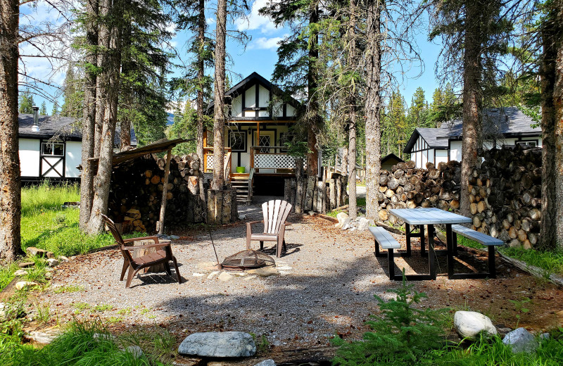 Exterior view of Expanse Cottages.