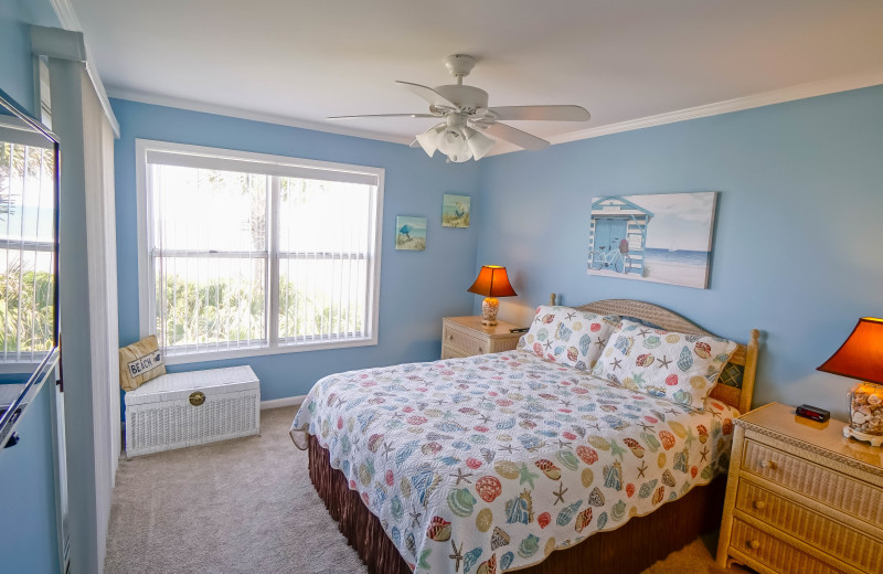 Rental bedroom at Sea Star Realty.