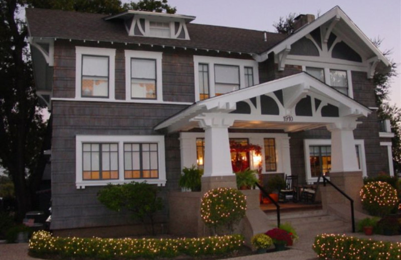 Exterior view of Cotton Palace.