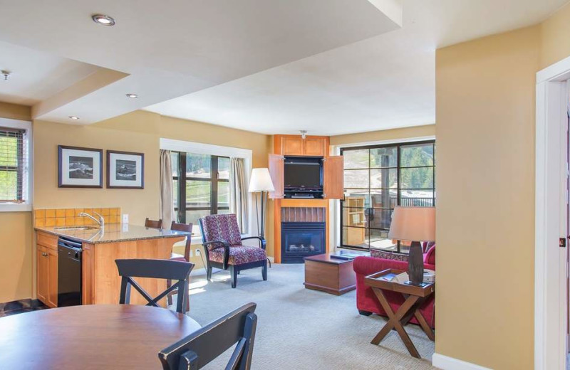 Guest living room at Sundial Boutique Hotel.