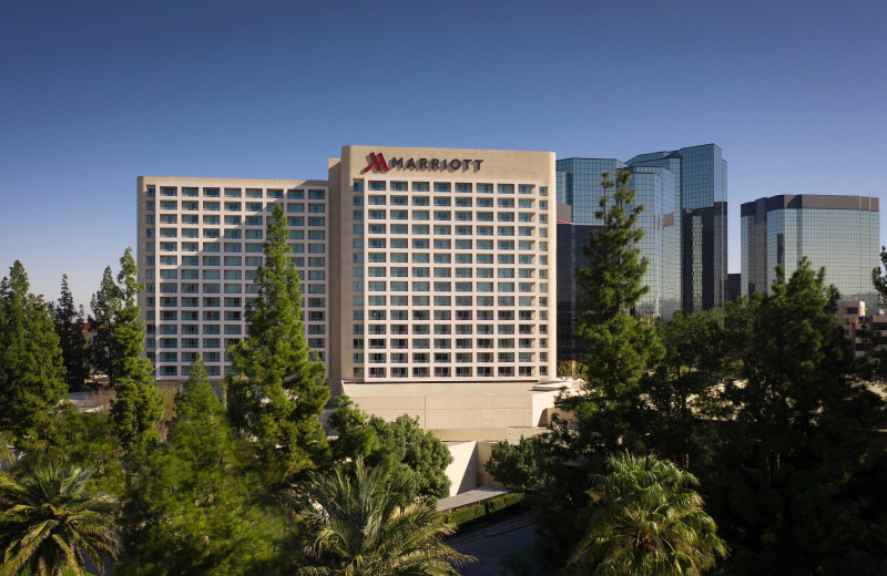 Exterior view of Warner Center Marriott Woodland Hills.