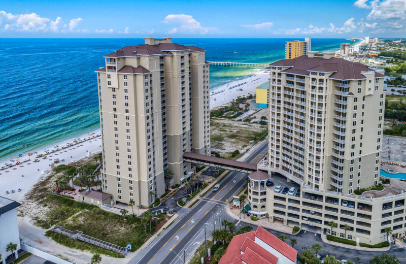 Exterior view of Grand Panama Beach Resort.