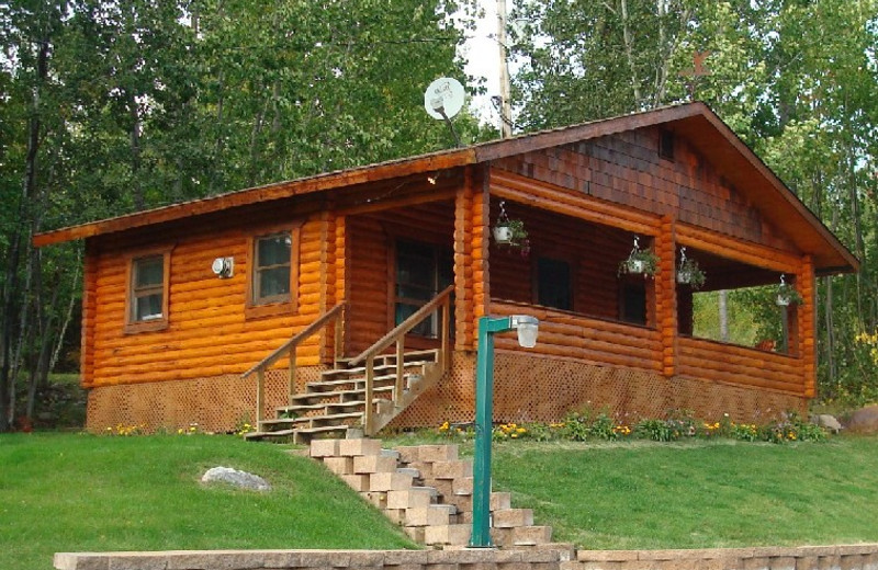 Overlook cabin at Ash-Ka-Nam.