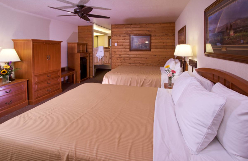 Guest room at Box Canyon Lodge & Hot Springs.