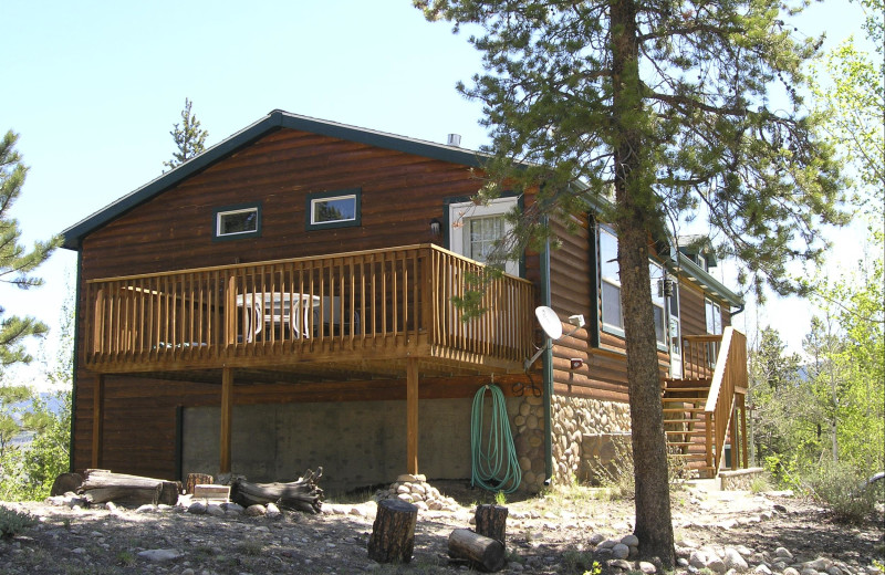 Cabin at Black Wolf Lodging.